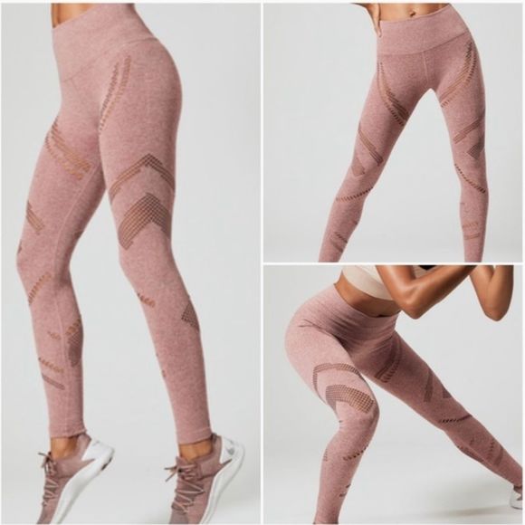 ALO Yoga Pants - Alo Yoga High Waist Seamless Radiance leggings Sz S